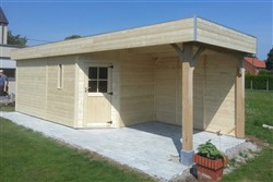 Tuinhuis met plat dak en schuine deur